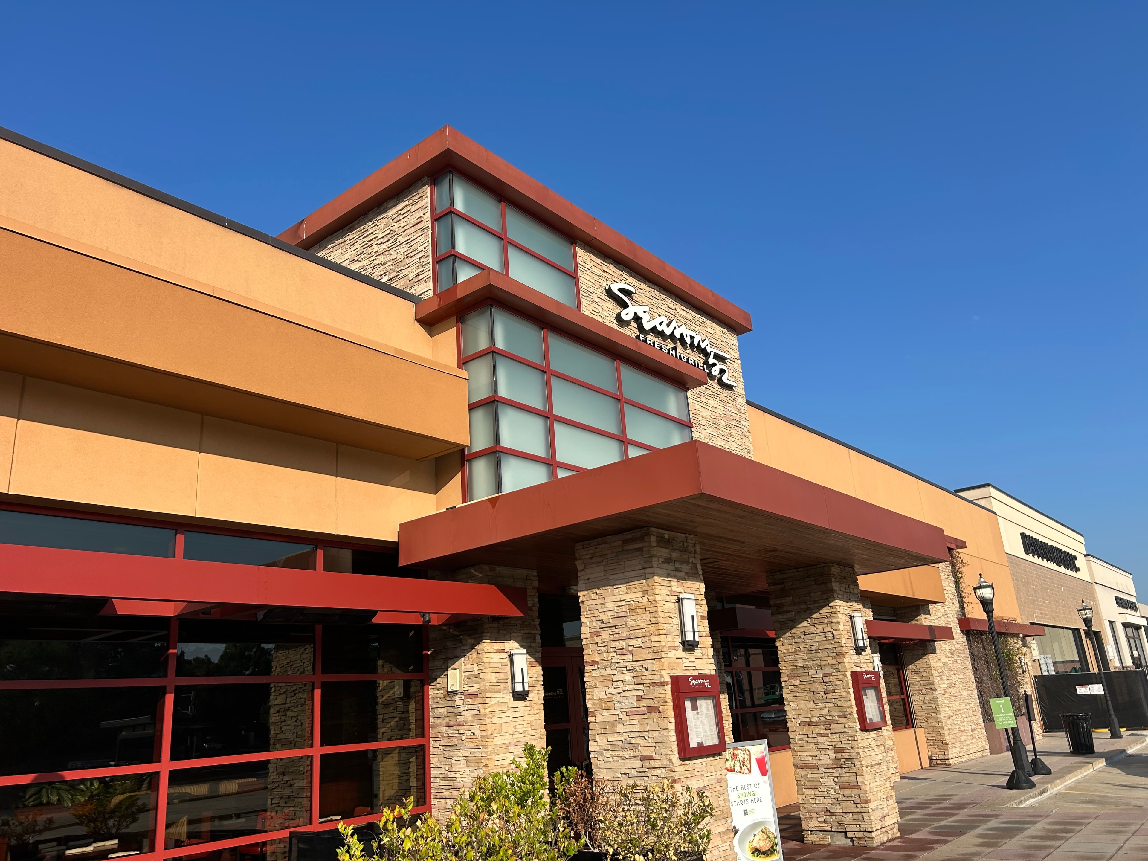 Exterior cleaning result by Scott Washing Solutions
